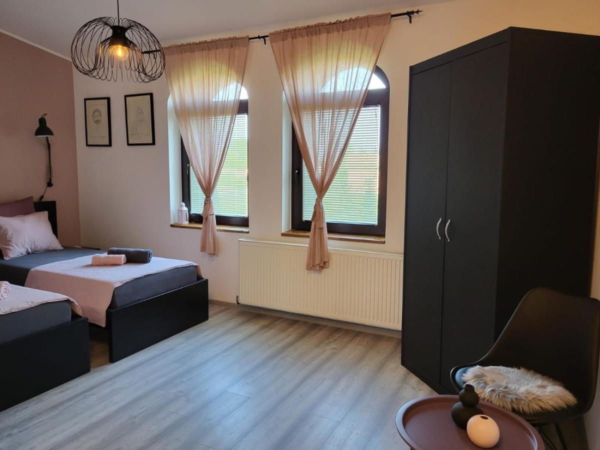 Sobe Pilajevo 2, 183 Ulica Stjepana Radica, Gola Apartment Luaran gambar